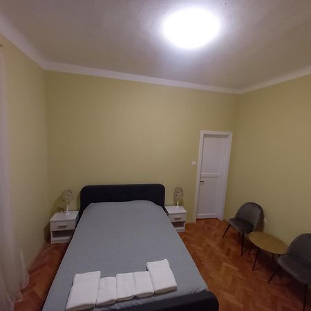 PUY Oskar Amphitheater Apartments And Rooms With Free Parking חדר תמונה